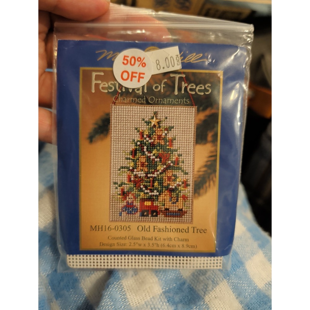 New Kit Mill Hill Glass Beaded Festival Ornament MH16-0305 Old Fashioned Tree